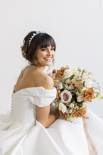 10 Reasons Why You Should Rent Your Bridal Veil and Accessories: