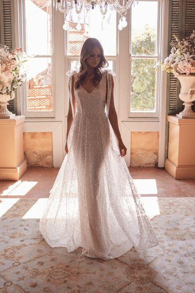 Styling 10 Gorgeous Wedding Dresses