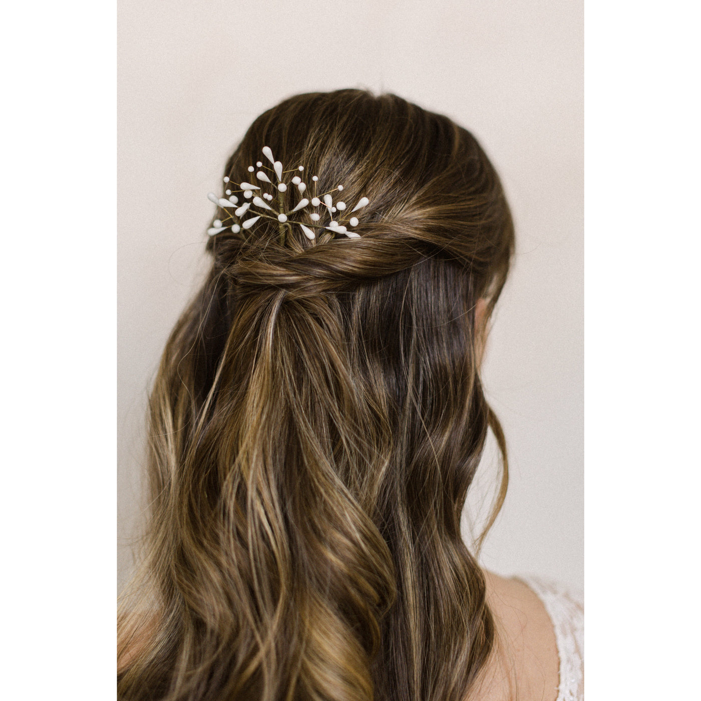 Elise hair pin